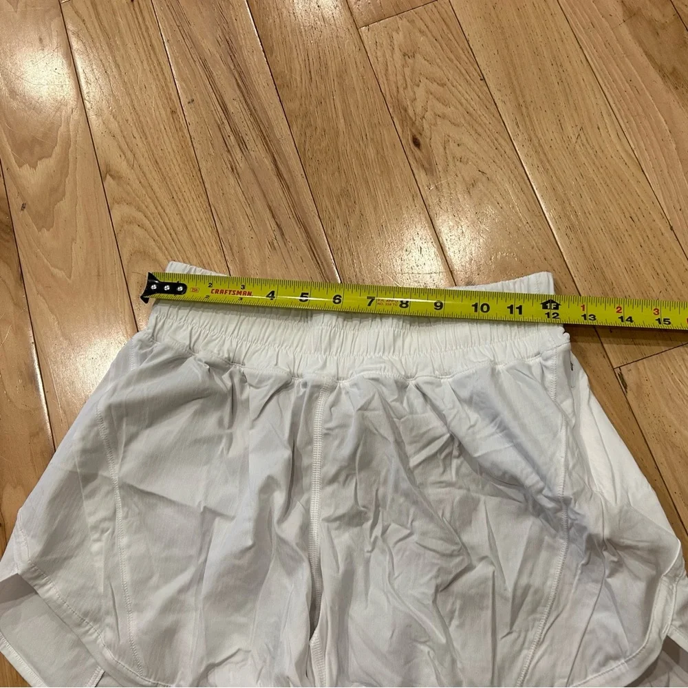 Lululemon Track That High Rise White Athletic Shorts with Liner - Women’s Size 6 - Picture 7 of 7